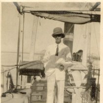 Omc 2008.019.009  (1)